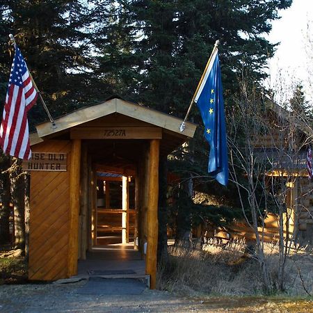 Wise Old Hunter Lodge Anchor Point Esterno foto