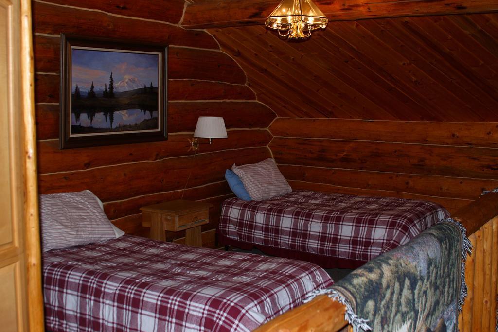 Wise Old Hunter Lodge Anchor Point Camera foto